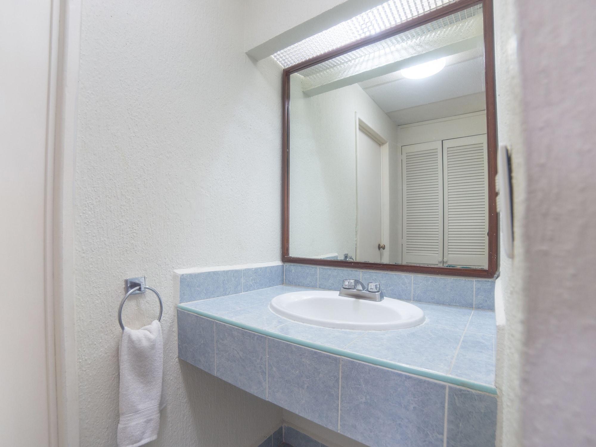 Capital O Hotel Casa Real Celaya Celaya  Εξωτερικό φωτογραφία
