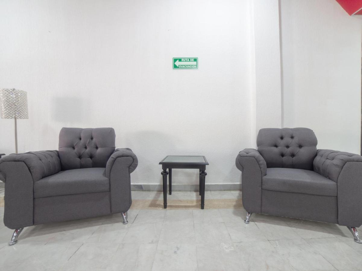 Capital O Hotel Casa Real Celaya Celaya  Εξωτερικό φωτογραφία